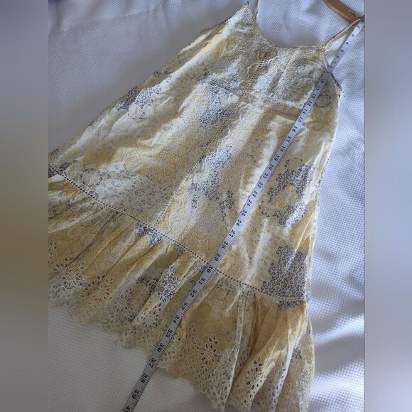 Rachel Zoe eyelet strappy bohemian coastal dress white and soft yellow medium - Picture 4 of 8